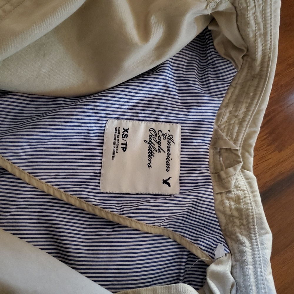 American Eagle trenchcoat - Picture 5 of 5